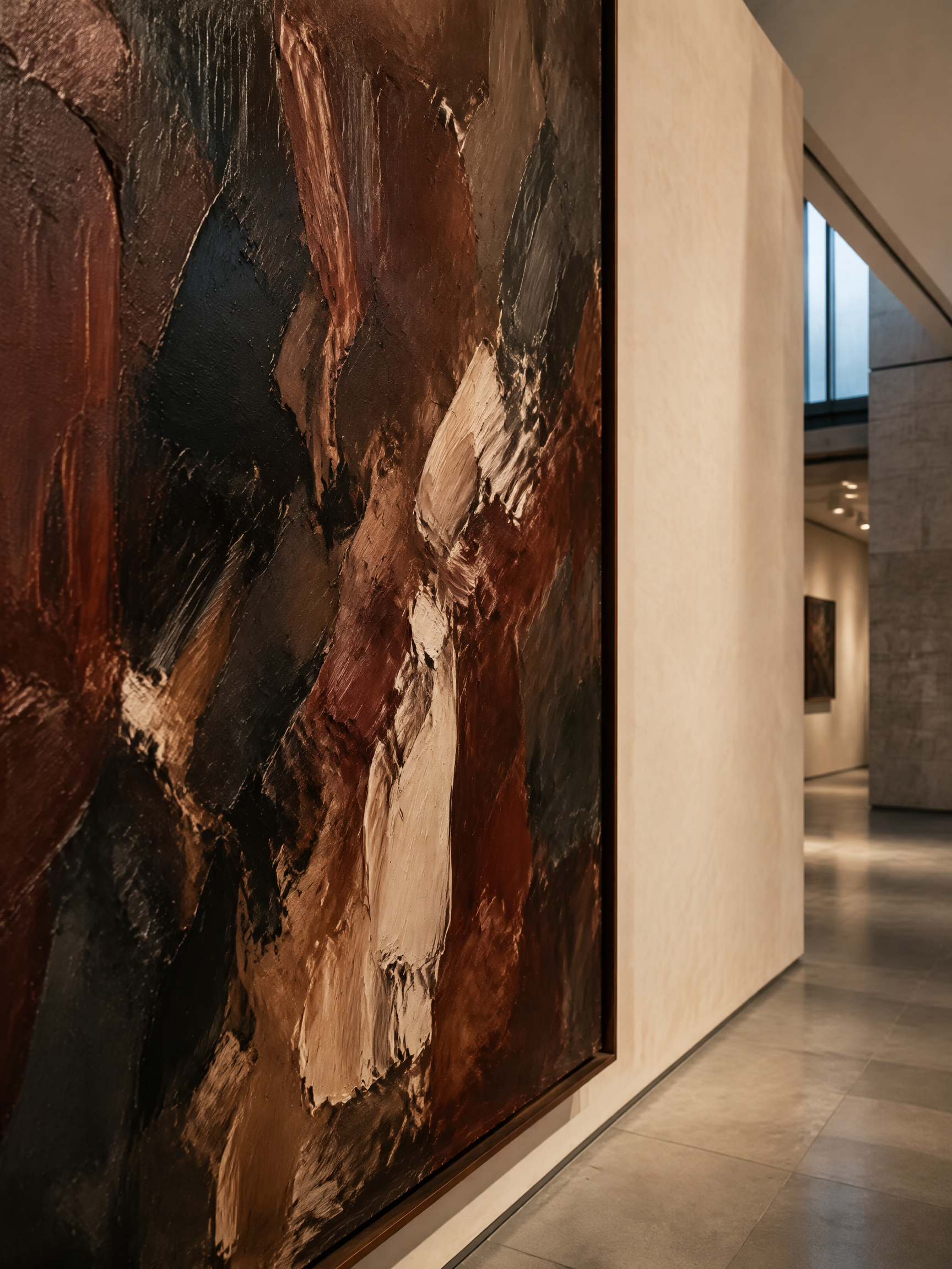 Tela contemporanea materica esposta in galleria
