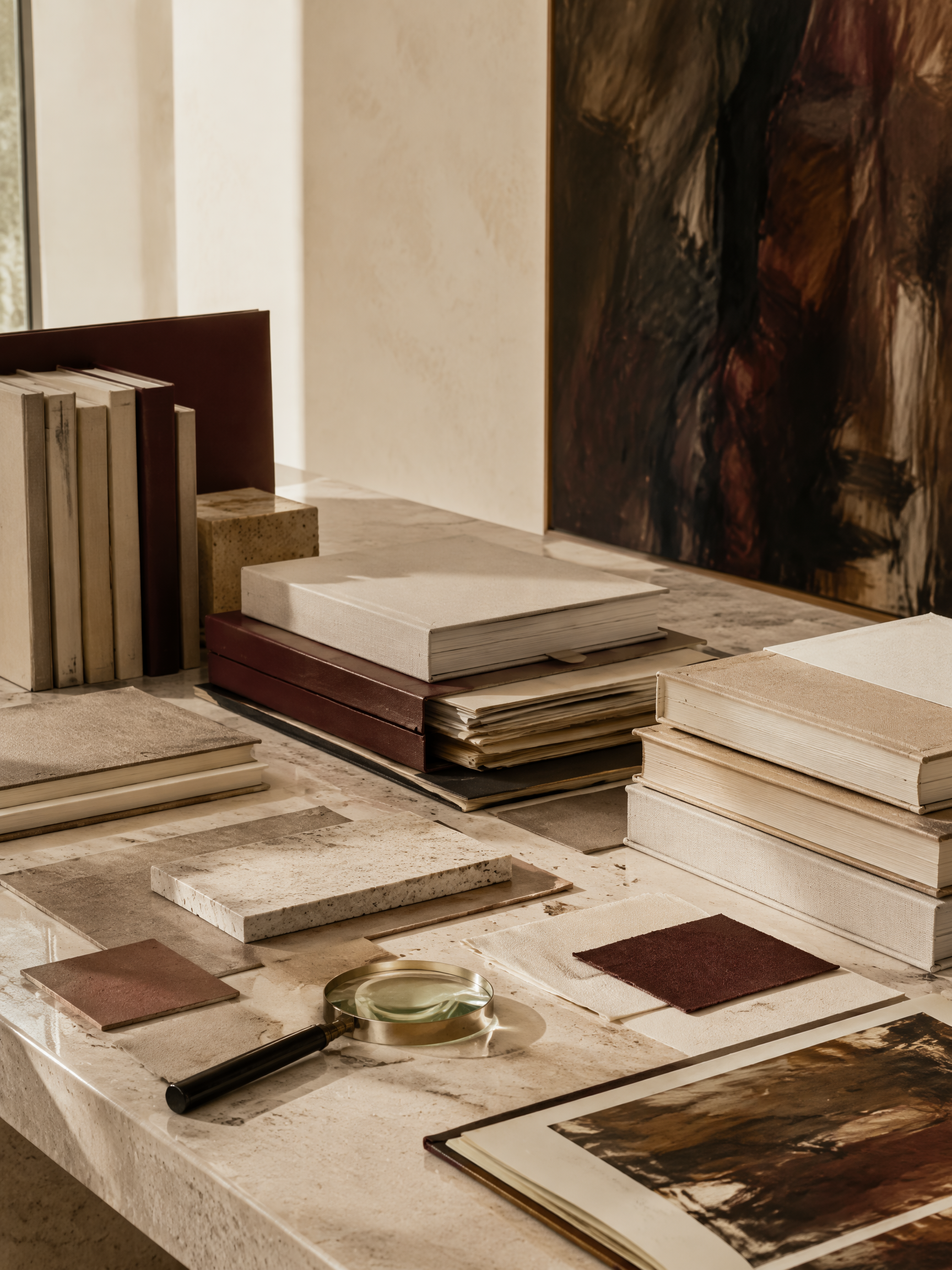 Archivio di ricerca artistica con volumi e materiali